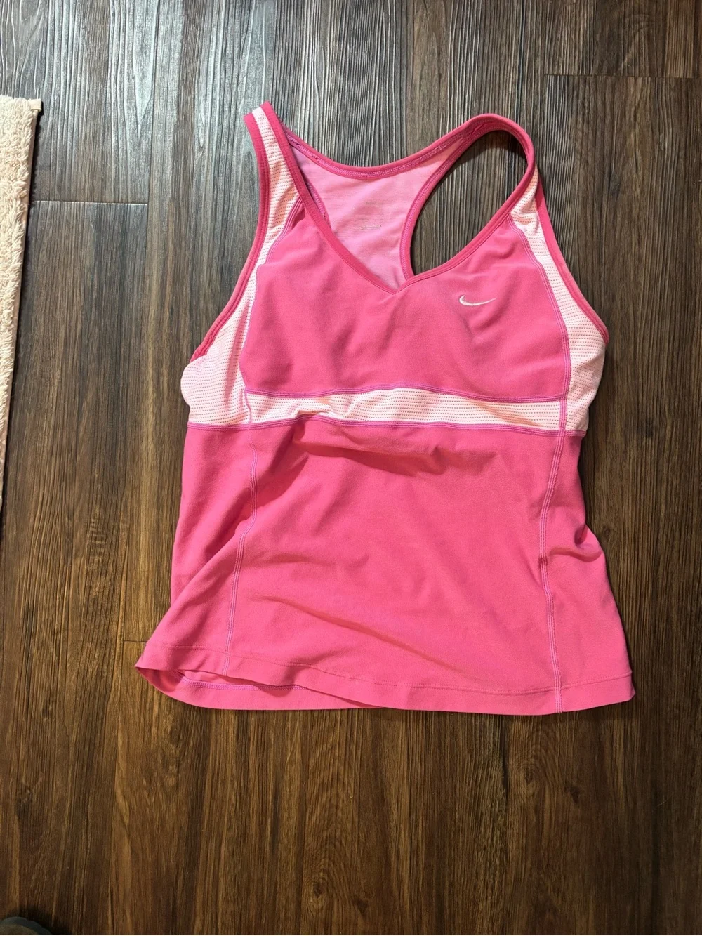Y2K Nike Women's Pink Racerback Athletic